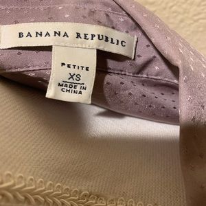 Banana Republic 100%  silk blouse
